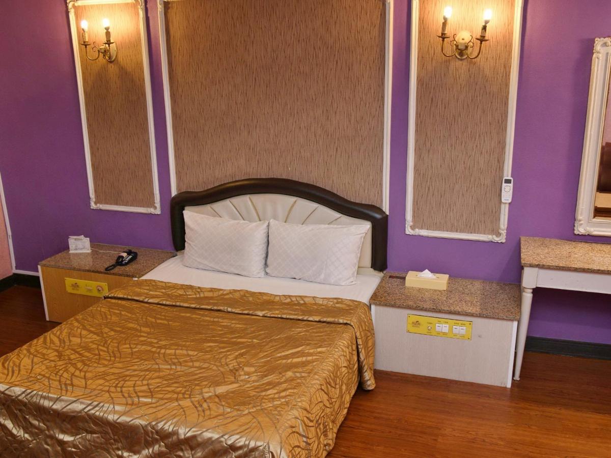 Love Boat Motel 潮州鎮 エクステリア 写真