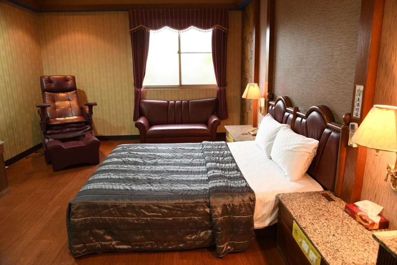 Love Boat Motel 潮州鎮 エクステリア 写真