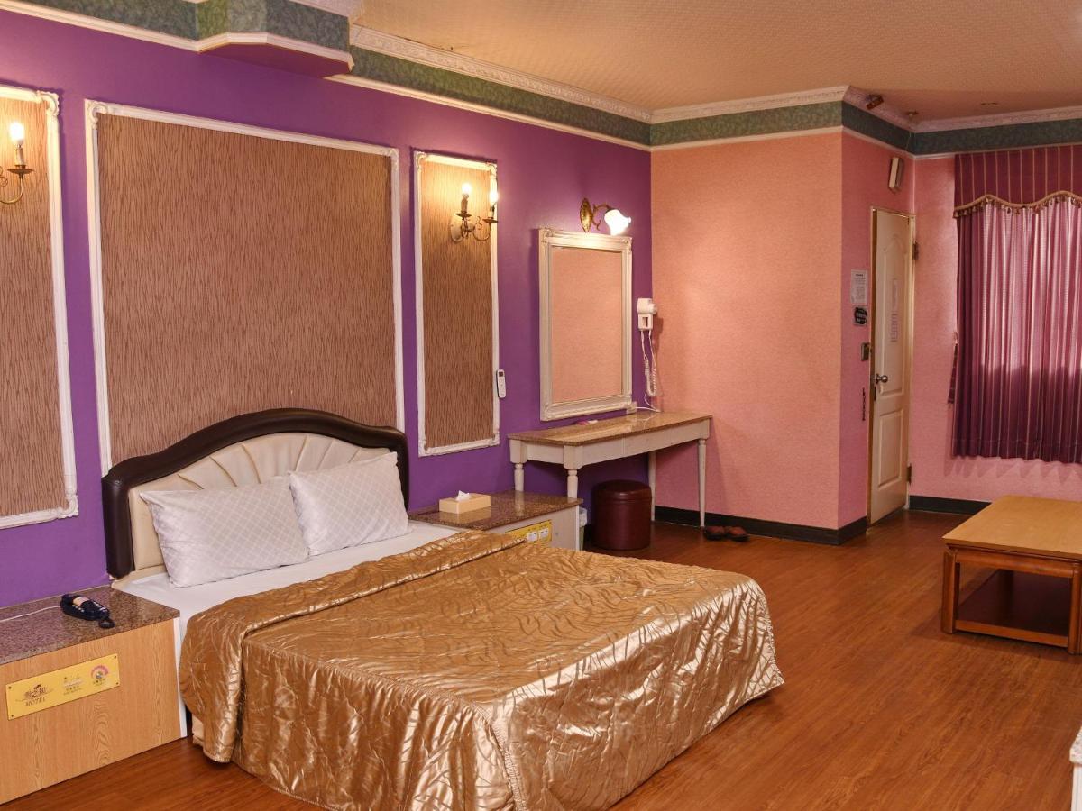 Love Boat Motel 潮州鎮 エクステリア 写真